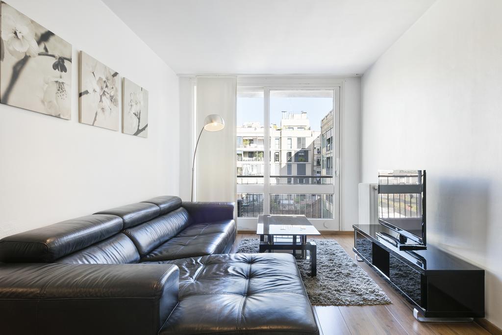 Uma Suites Bruc Barcelona Bagian luar foto